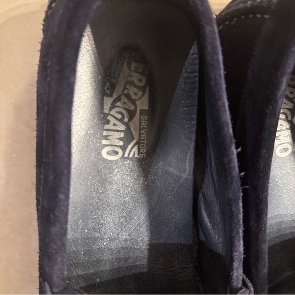 Salvatore Ferragamo Men's Navy Loafers size 9.5 - Picture 3 of 9